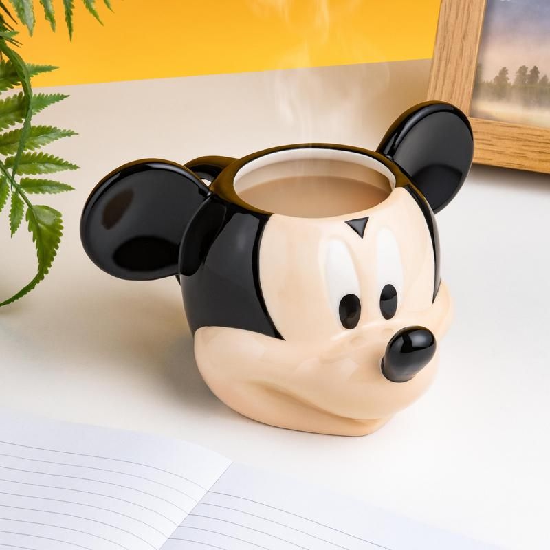 Taza con forma de Mickey
