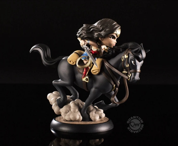 Wonder Woman Q-Fig Max