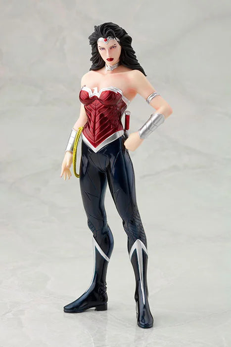 DC UNIVERSE NEW 52 WONDER WOMAN ARTFX+ STATUE