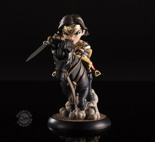 Wonder Woman Q-Fig Max